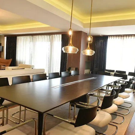 Panoramika Presidential Suites Apartament *